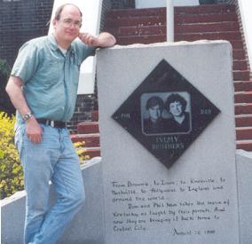 the Everly Bros. monument; photo by Nicki Lynch